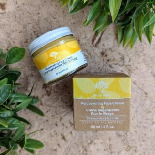 🌼 Unlock your best skin with the Rejuvenating Face Cream from @birchbabe, available at Healthletica! 🌿

Formulated with potent active ingredients like Niacinamide, Ferulic Acid, and the skin-loving "Nature's Botox" Acetyl Hexapeptide-8, this powerhouse blend helps to plump, firm, and tighten the skin while promoting renewal for a visibly brighter complexion. 💫

Hydrate and protect your skin with premium natural ingredients like Sea Buckthorn, Buriti Oil, Red Maple, and Licorice Root Extract. This luxurious cream combats dark spots, evens skin tone, and shields your skin from environmental stressors.

Plus, it’s designed to improve skin's texture, reduce hyperpigmentation, smooth fine lines, and lock in moisture for a plump, nourished, and glowing finish. 😊

Stop by Healthletica to grab your jar of glow today! 🌟 

#SkinCareGoals #NaturalRadiance #CleanBeauty