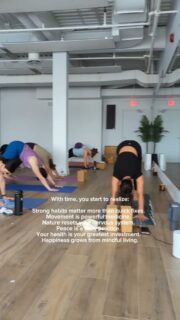 The more you slow down, the more you notice what truly supports you — movement that nourishes, habits that strengthen, nature that resets, peace you practice daily. 
Your health is the foundation for the life you’re building, one mindful choice at a time. 😌💚

#Healthletica #MindfulLiving #PeaceInPractice #YogaCommunity #YogaGram